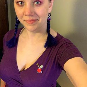 Meet your Posher, Joy